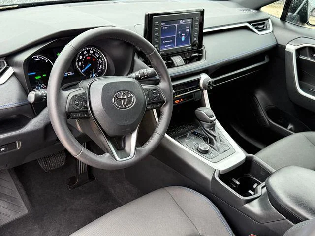 2022 Toyota RAV4 Hybrid - Image 37
