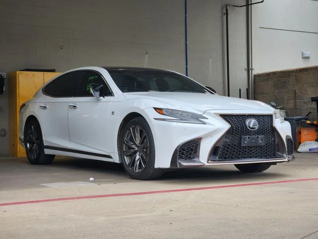 2018 Lexus LS - Image 2