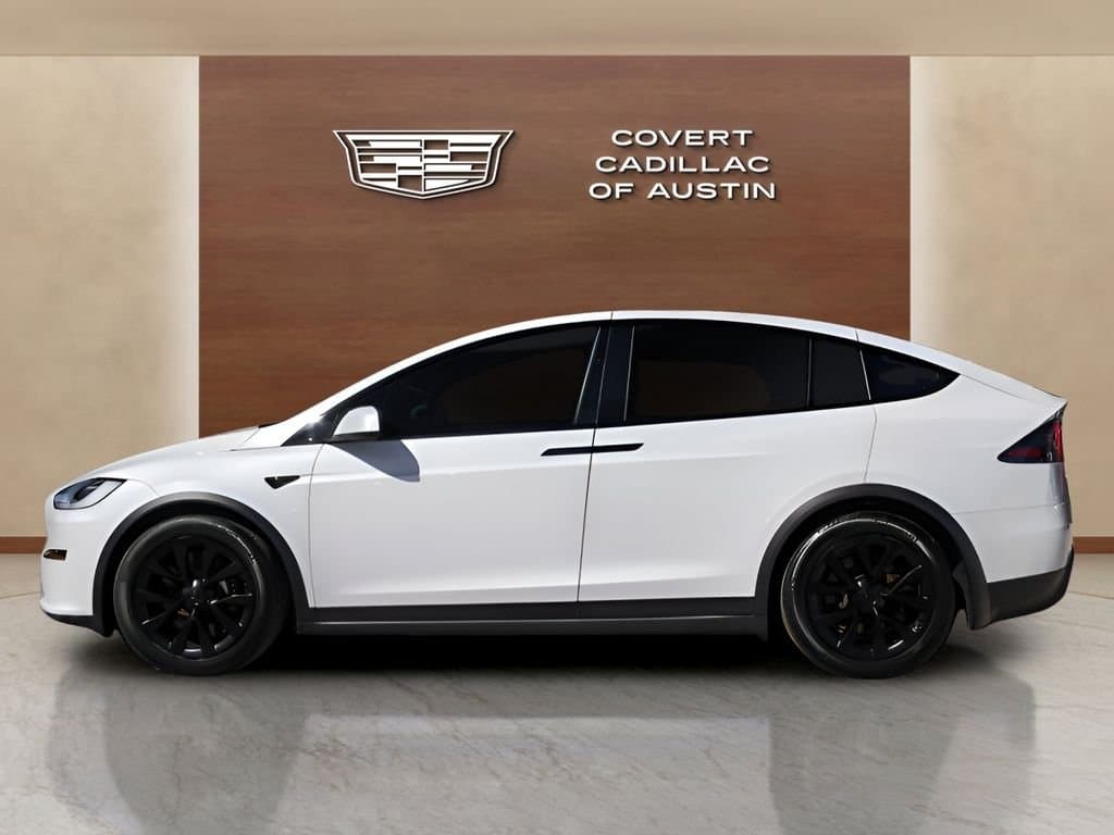 2023 Tesla Model X - Image 2