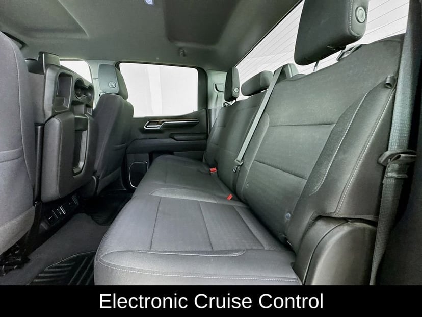 2023 Chevrolet Silverado 1500 - Image 30