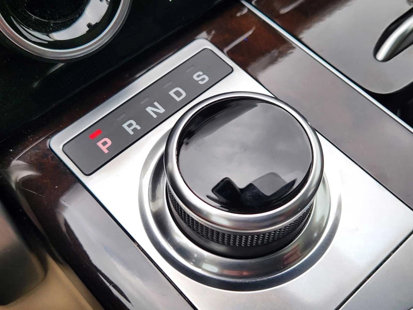 2021 Land Rover Range Rover - Image 20