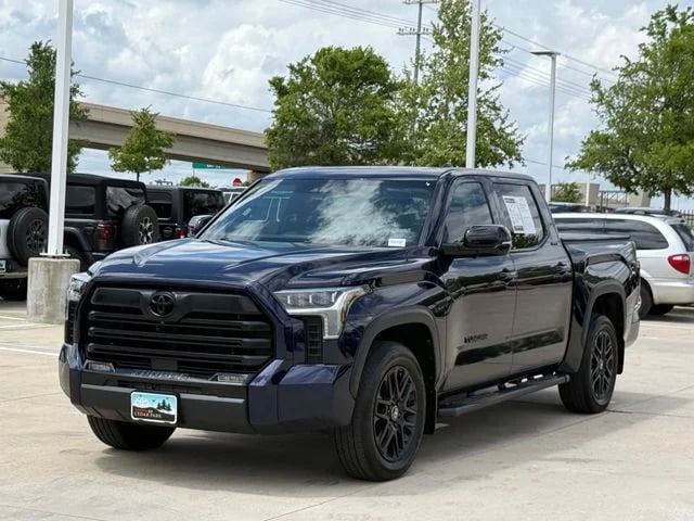 2025 Toyota Tundra - Image 8