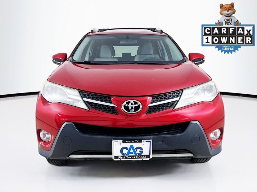 2015 Toyota RAV4 - Image 2
