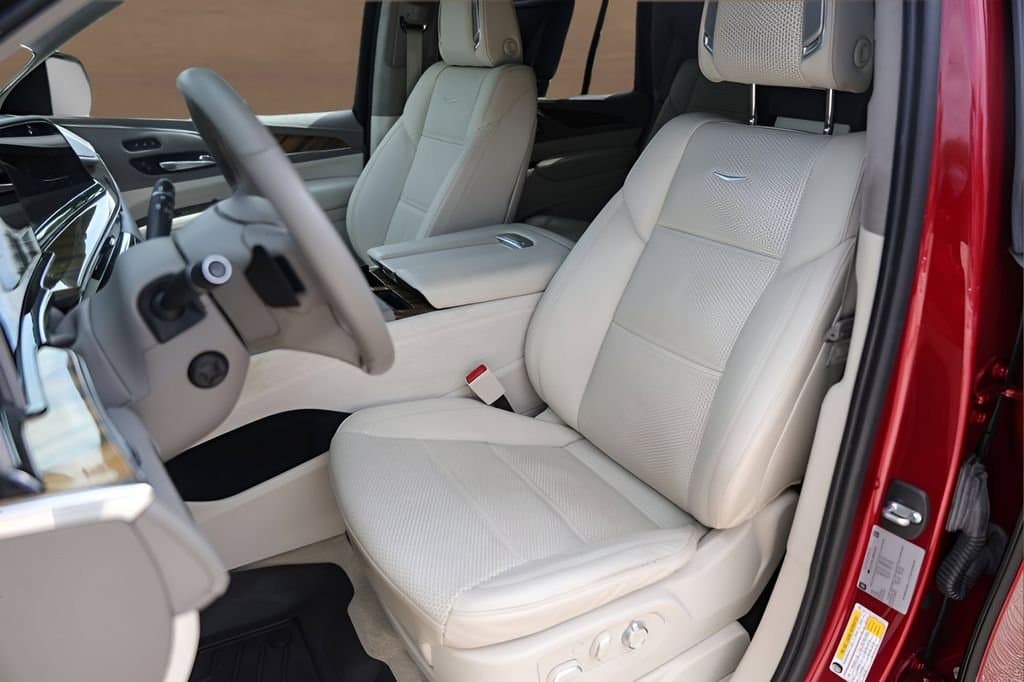 2021 Cadillac Escalade - Image 7