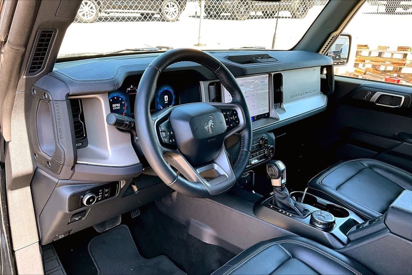 2025 Ford Bronco - Image 18