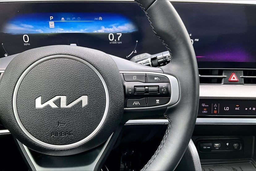 2024 Kia Sportage - Image 25