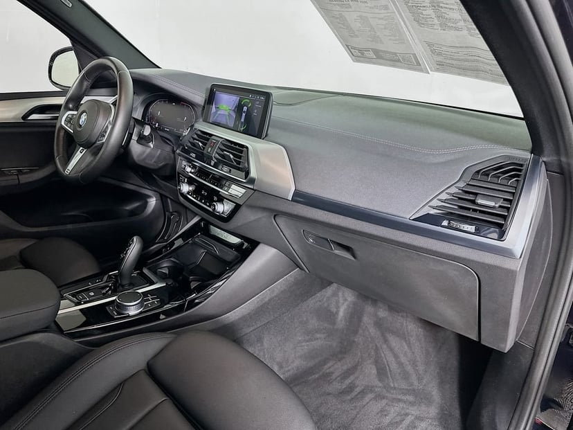 2021 BMW X3 - Image 30