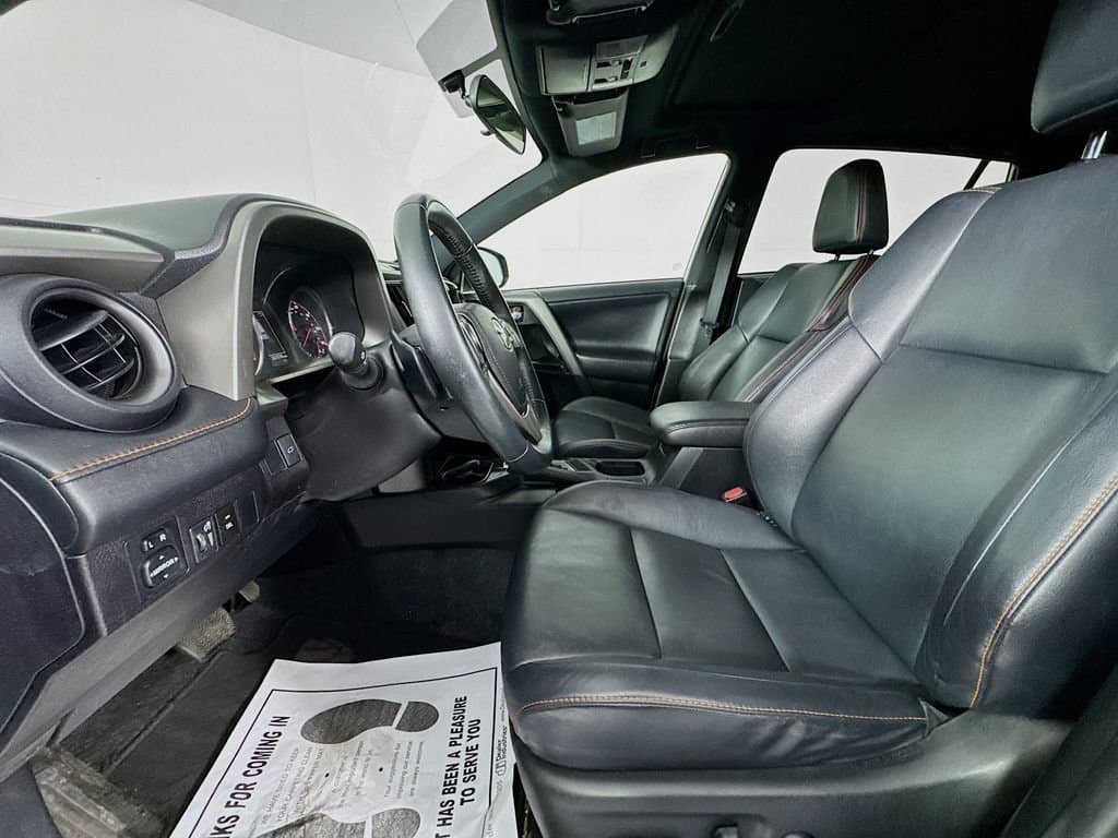 2016 TOYOTA RAV4 - Image 26
