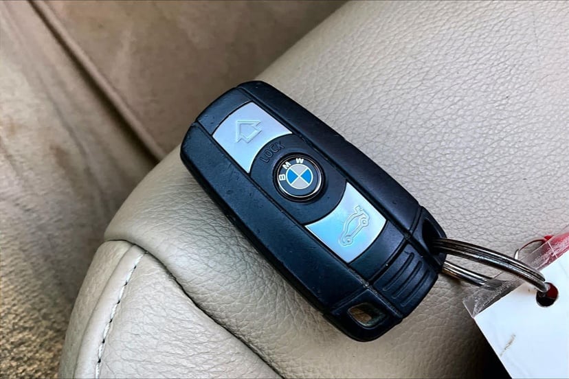 2011 BMW 328i - Image 14