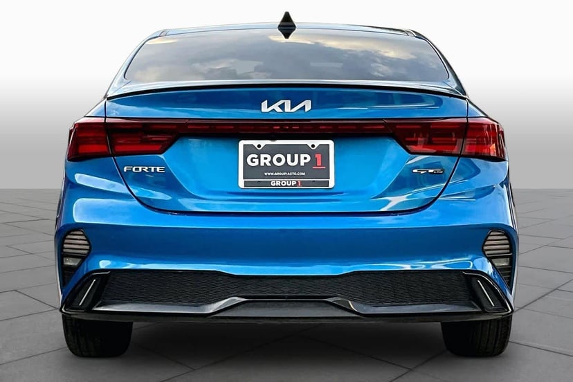 2023 Kia Forte - Image 5
