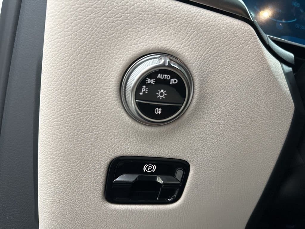 2026 MERCEDES-BENZ GLC - Image 18