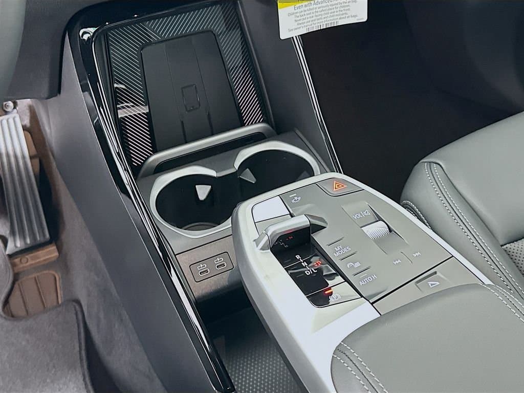 2026 BMW X1 - Image 15