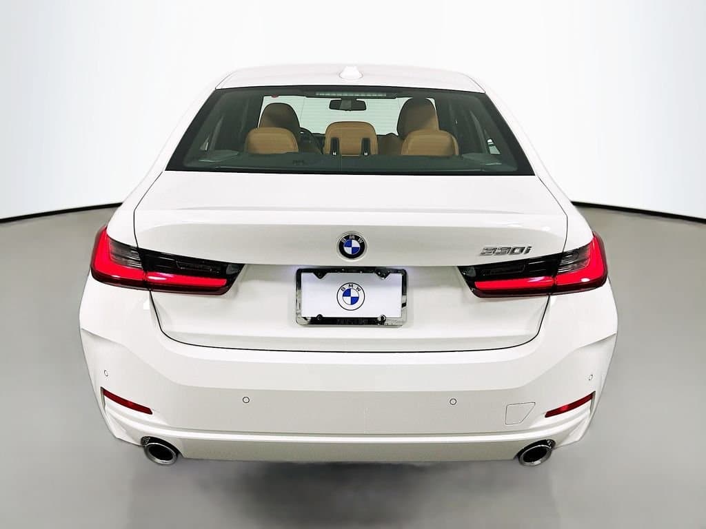 2026 BMW 3 Series - Image 6