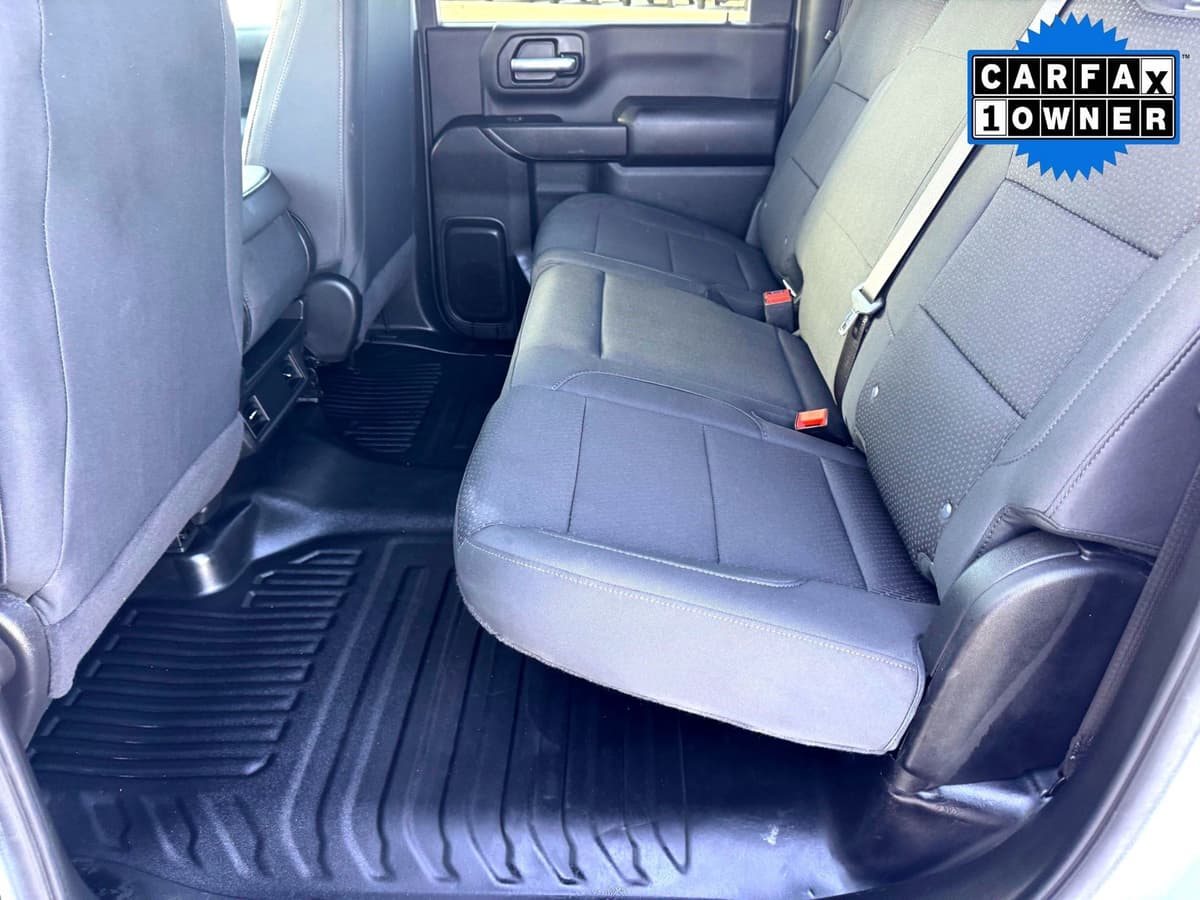 2024 GMC Sierra 2500HD - Image 17