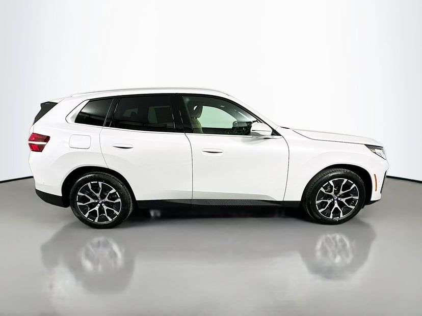 2026 BMW X3 - Image 4