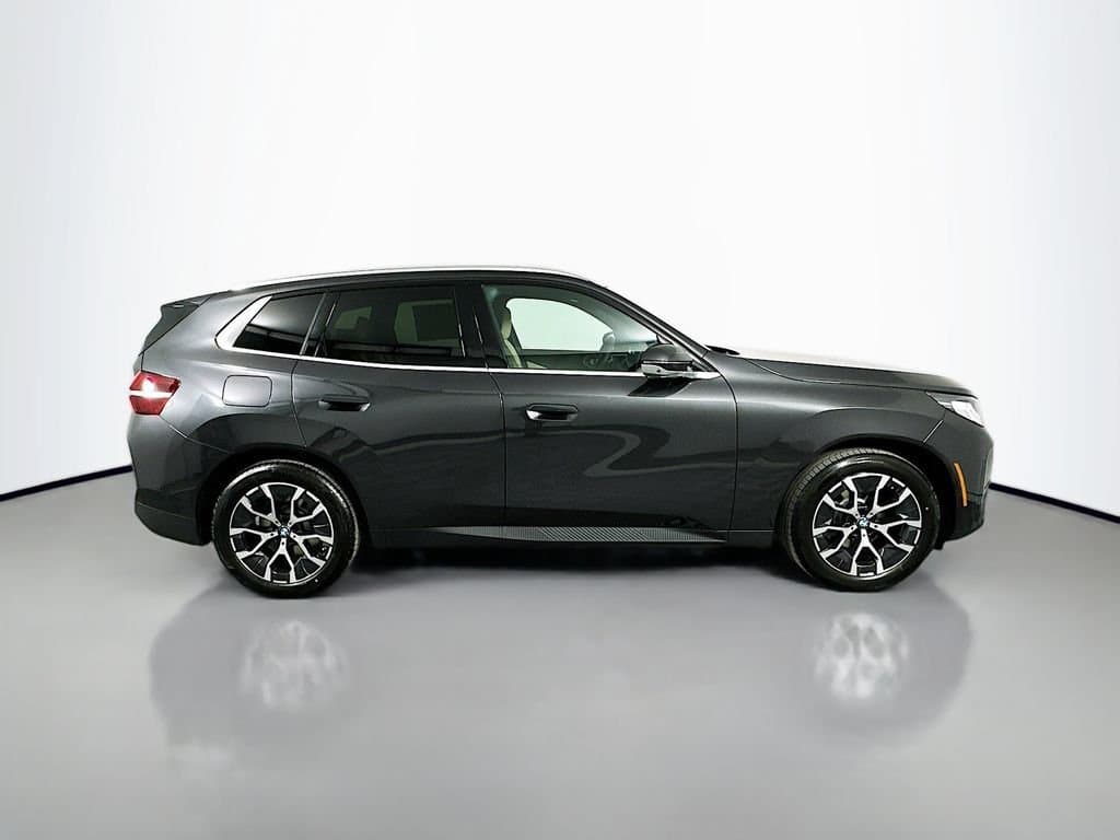 2026 BMW X3 - Image 4