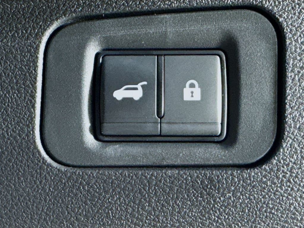 2025 INFINITI QX80 - Image 35