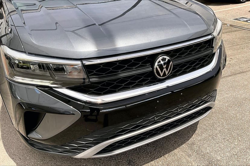 2022 Volkswagen Taos - Image 30