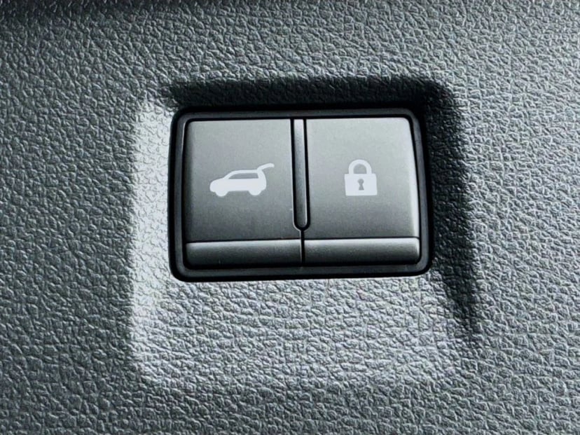 2027 INFINITI QX60 - Image 32
