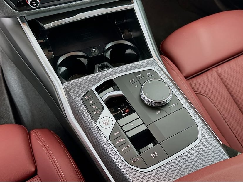 2026 BMW 3 Series - Image 15