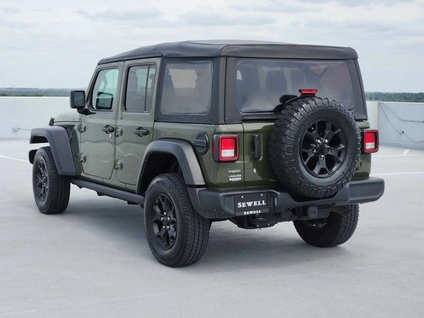 2022 Jeep Wrangler - Image 7
