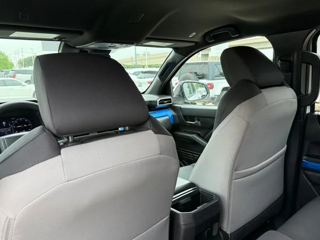 2025 Toyota Tacoma - Image 23