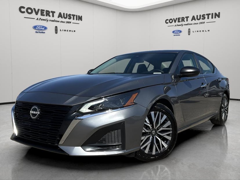 2024 Nissan Altima - Image 1