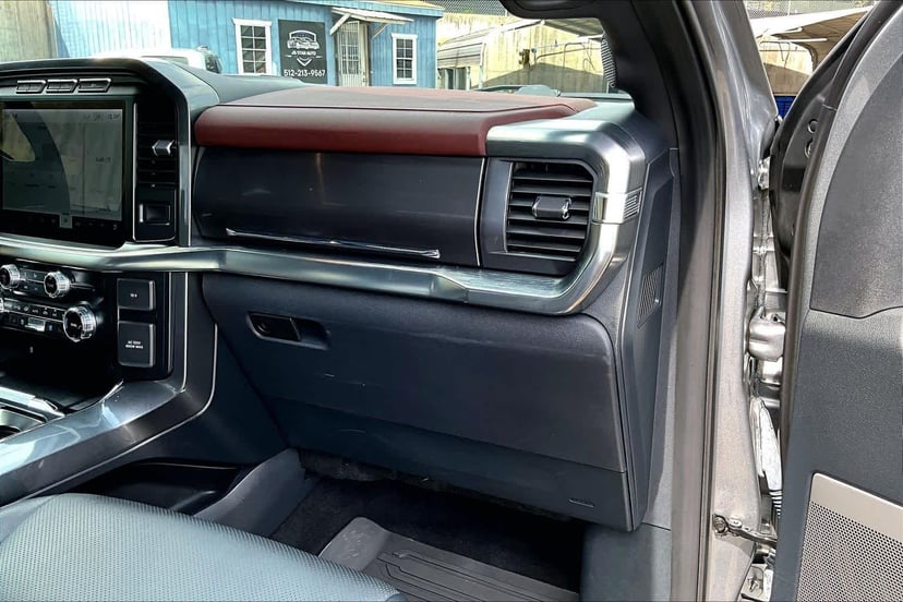 2023 Ford F-150 - Image 19