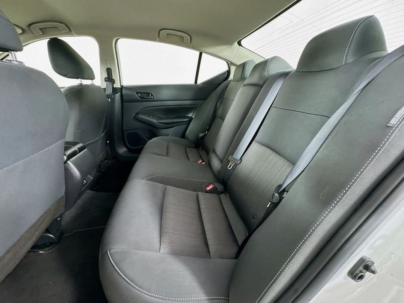 2025 Nissan Altima - Image 28