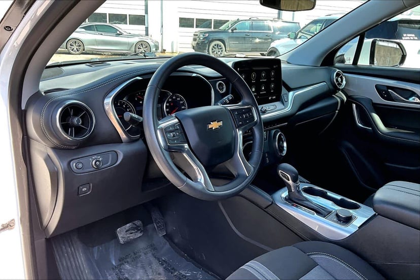 2023 Chevrolet Blazer - Image 18