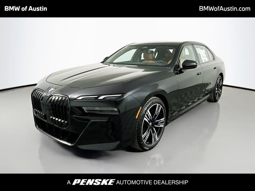 2025 BMW 7 Series - Image 2
