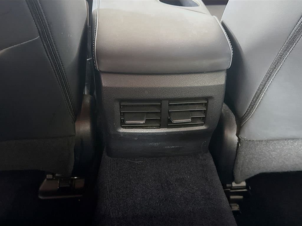 2014 LEXUS IS - Image 31