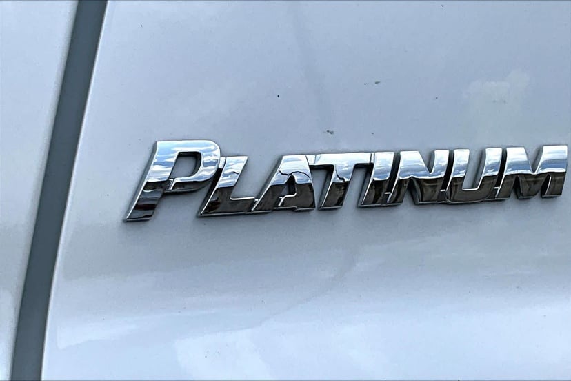 2019 Toyota Sequoia - Image 12