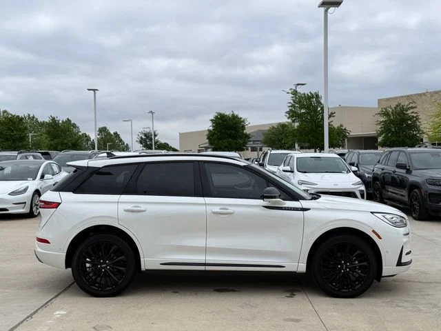 2023 Lincoln Corsair - Image 5