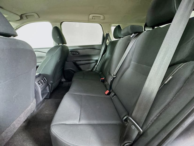 2024 Nissan Rogue - Image 29