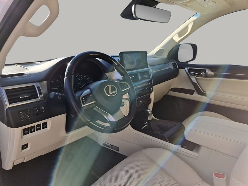 2023 Lexus GX - Image 30