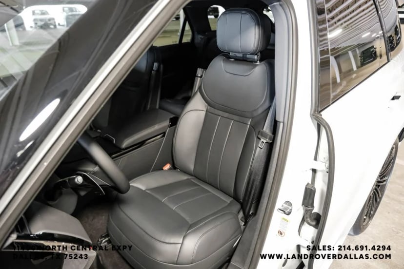 2026 Land Rover Range Rover Sport - Image 31