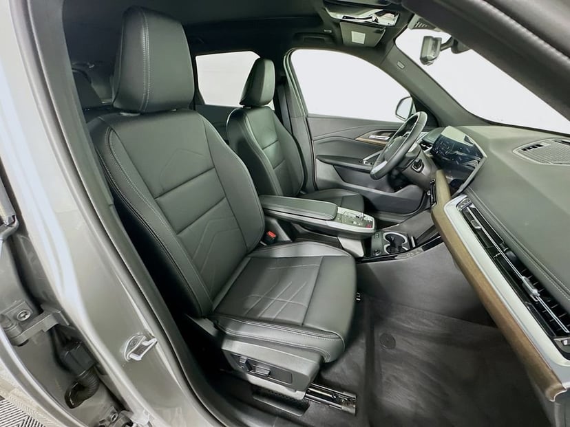 2025 BMW X1 - Image 28