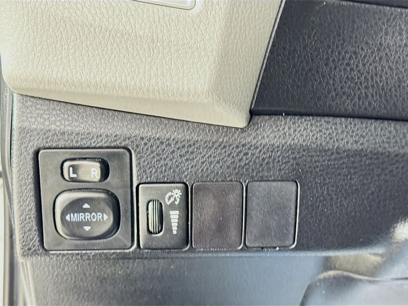 2015 Toyota Corolla - Image 11