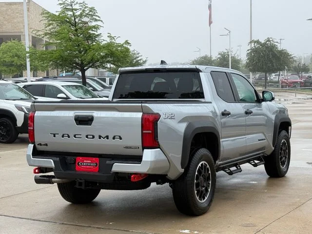 2026 Toyota Tacoma Hybrid - Image 5