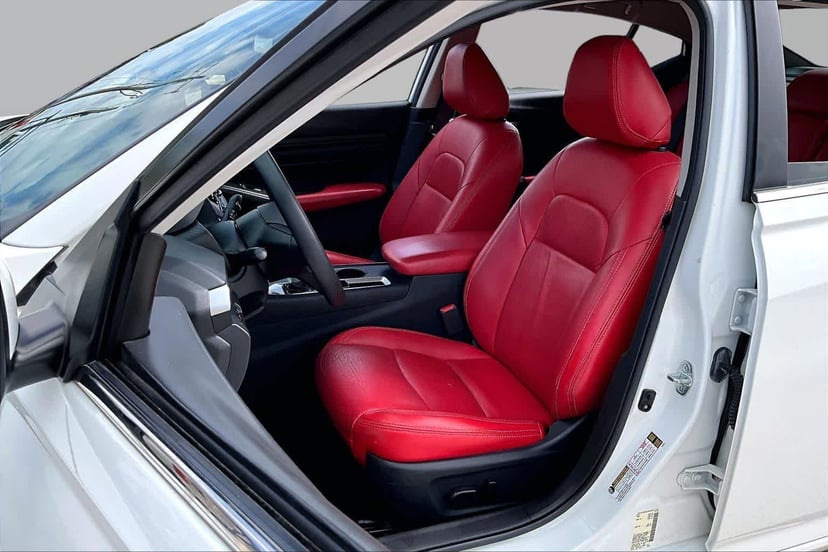 2020 Nissan Altima - Image 8