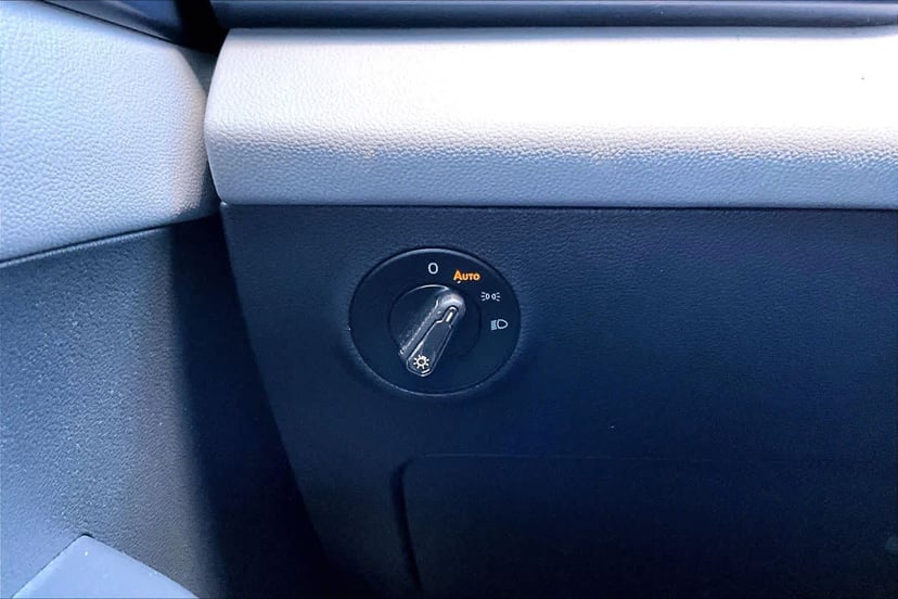 2022 Volkswagen Taos - Image 34