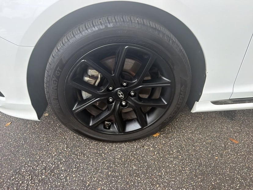 2018 Hyundai Sonata - Image 26