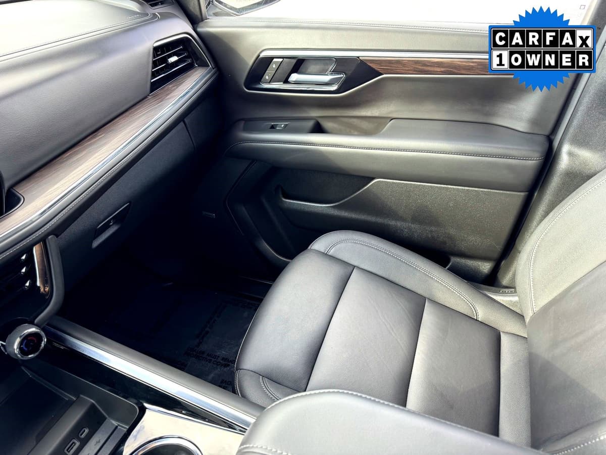 2025 Chevrolet Tahoe - Image 33