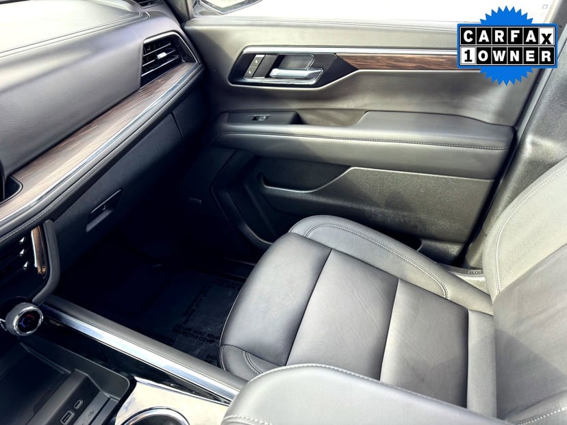 2025 Chevrolet Tahoe - Image 33