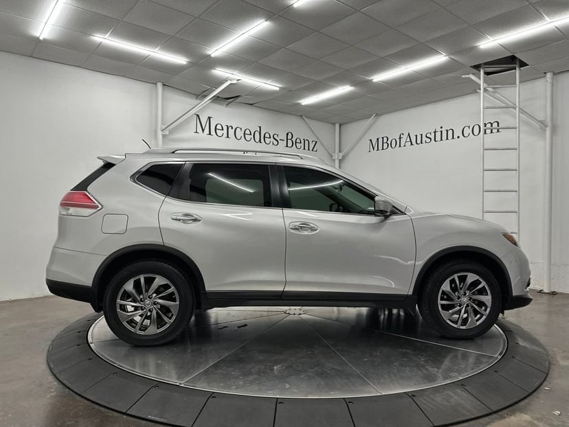 2015 Nissan Rogue - Image 8