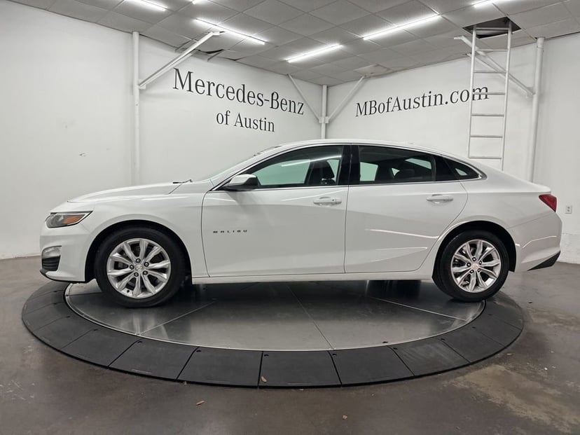 2023 Chevrolet Malibu - Image 4