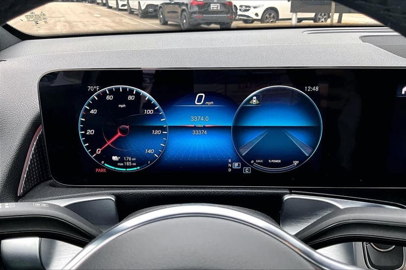 2023 Mercedes-Benz EQB 300 - Image 26