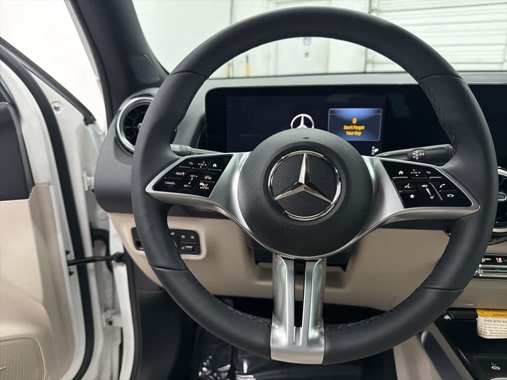 2026 MERCEDES-BENZ GLB - Image 16
