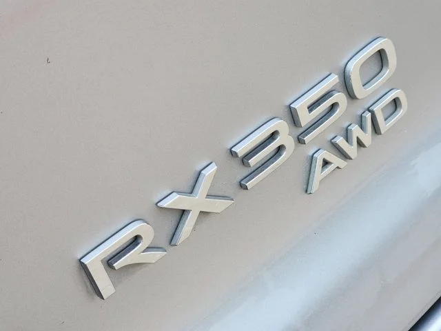 2024 Lexus RX - Image 12